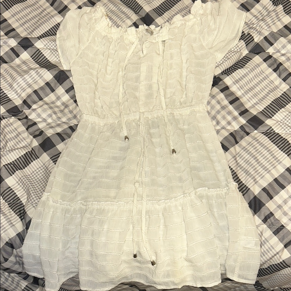 VENUS White Off-Shoulder Dress